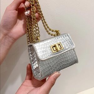 Mini Metallic Croc Purse!!
